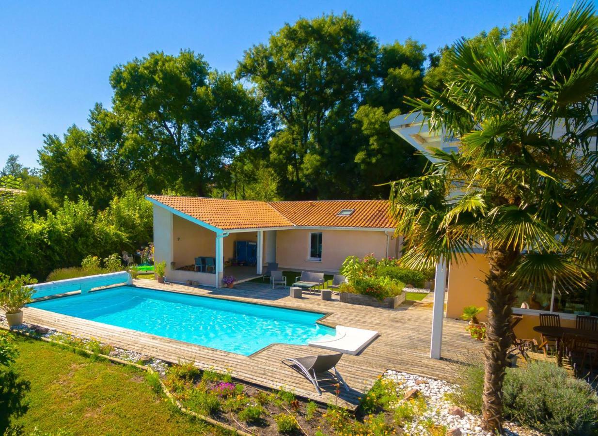 La Libellule Bredoise Bed & Breakfast La Brede Bagian luar foto